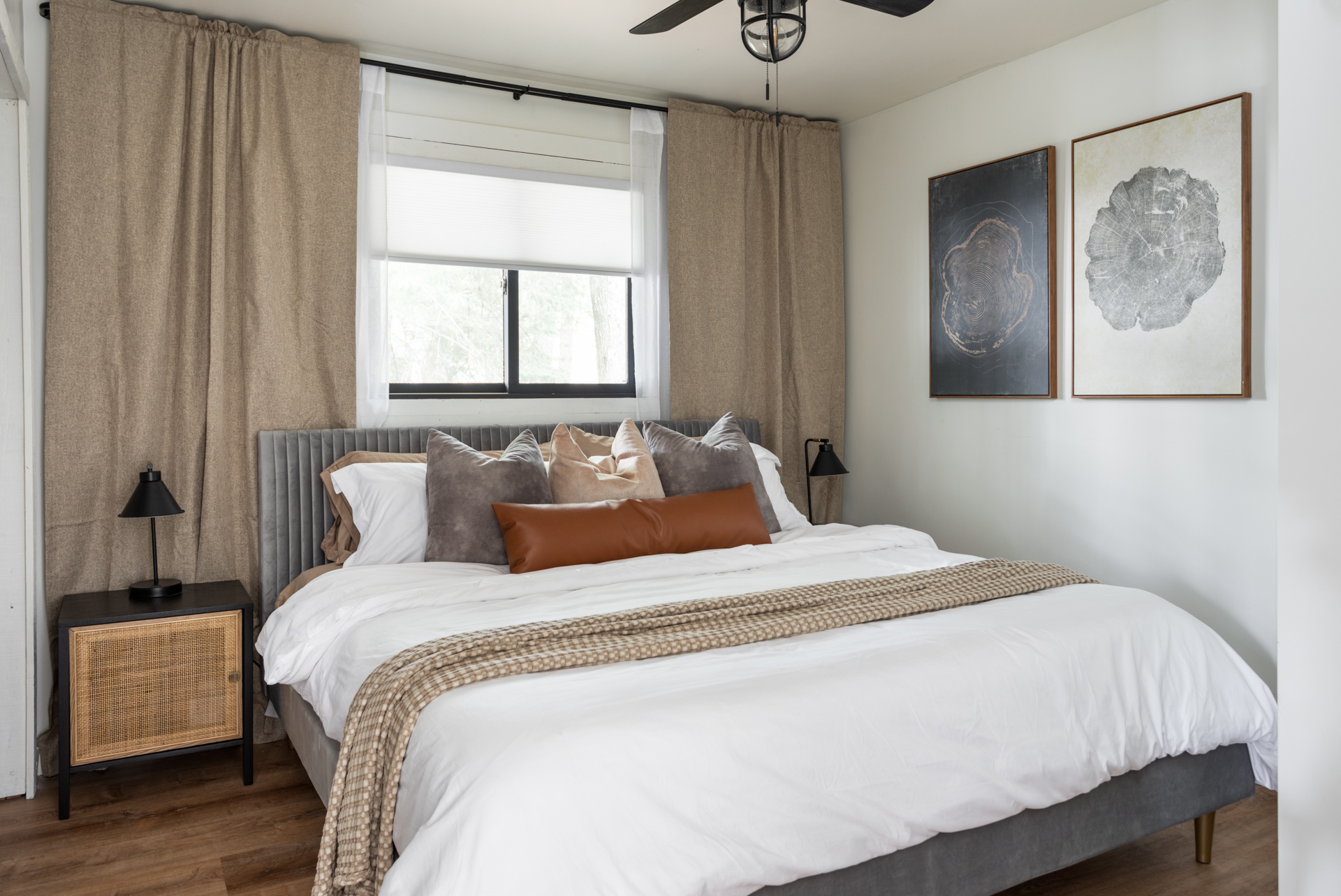 7323Sagamore 62