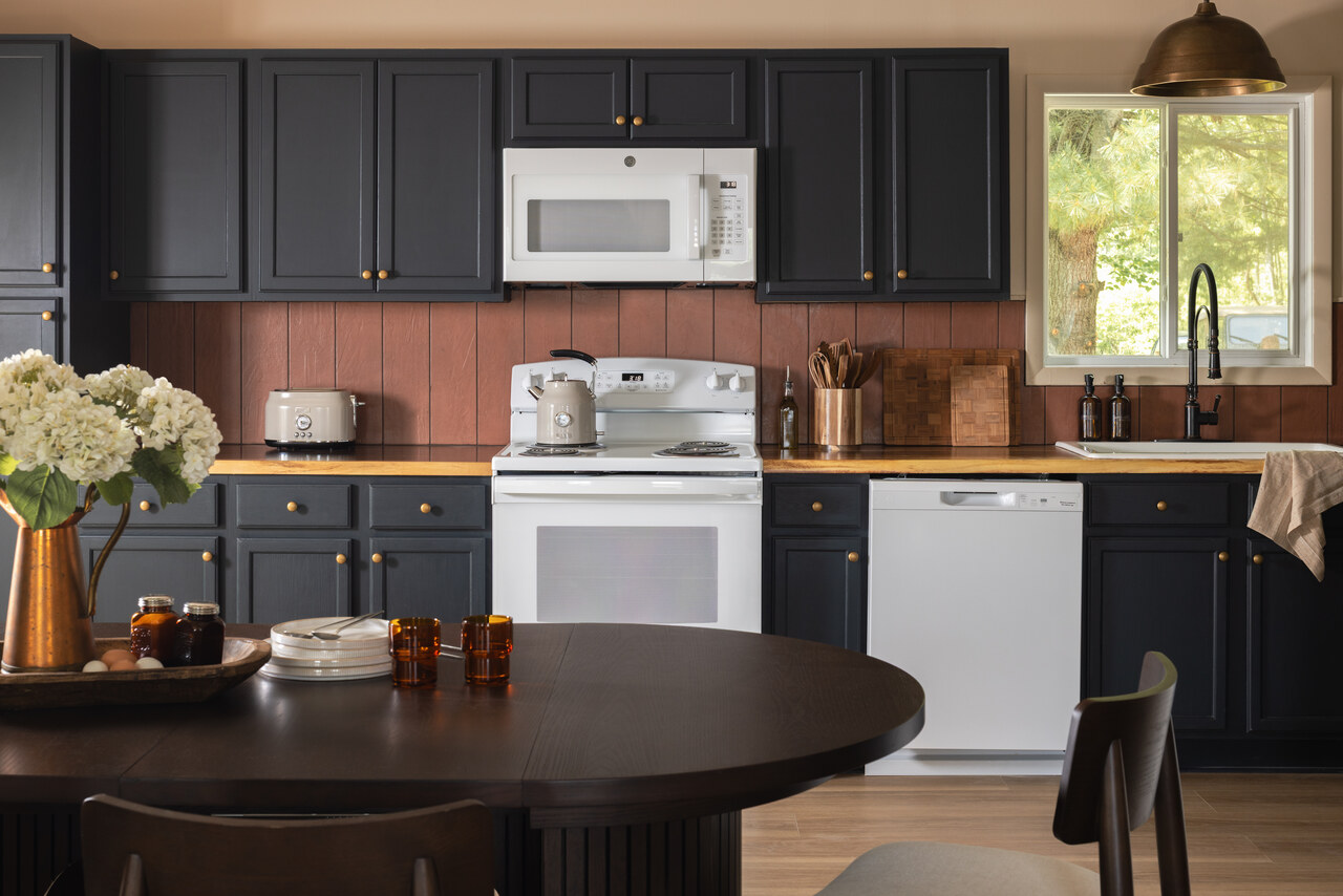 Linea DianaPaulson Hale Airbnb 13