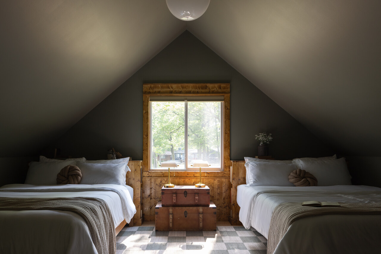 Linea DianaPaulson Hale Airbnb 8532